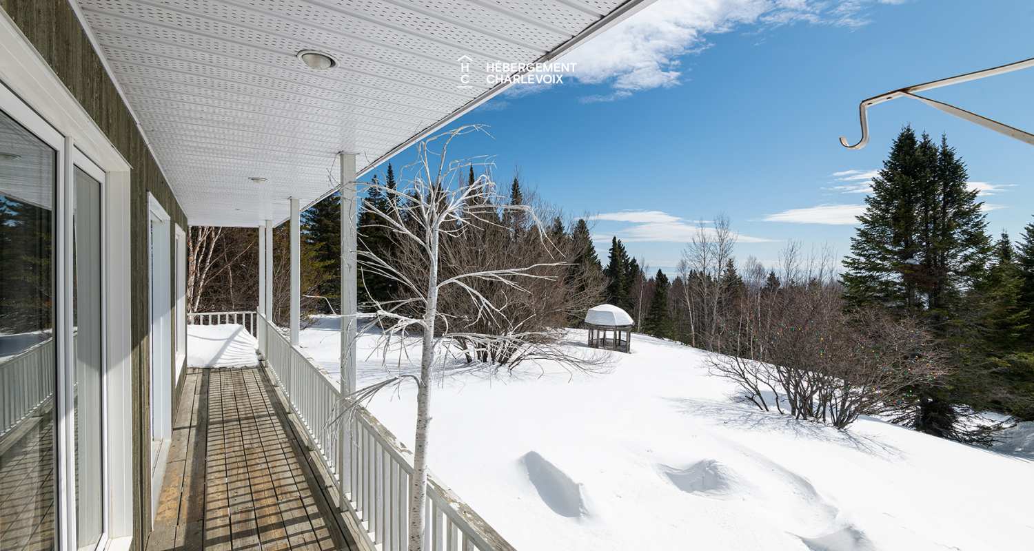 ATM-279 - Inviting Villa with breathaking views: Perfect for gatherings and exploring beautiful Charlevoix!